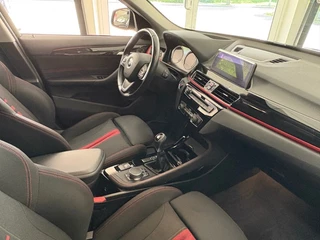 BMW X1 BMW X1 18I HIGH EXEC. / Climatronic / Cruise / Afn.Trekh. / Navi / Camera - afbeelding nr 6