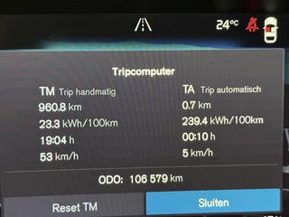 Volvo XC40 Volvo XC40 Recharge P8 AWD R-Design | Panoramadak | Trekhaak | Stoel/stuurverwarming - afbeelding nr 16