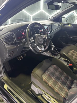 Volkswagen Polo Volkswagen Polo 2.0 GTI Virtual KW-SchroefsetPano Dsg beats dcc navi keyless - afbeelding nr 10