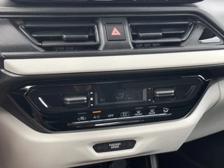 Suzuki Swift Suzuki Swift 1.2 Select Smart Hybrid | Navi | Camera | CarPlay | ACC | LED | DAB+ - afbeelding nr 24
