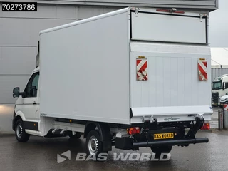 Volkswagen Crafter Volkswagen Crafter 177pk Automaat Laadklep Bakwagen Airco Camera Meubelbak Koffer 19m3 Airco - afbeelding nr 2