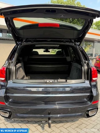 BMW X5 BMW X5 xDrive30d High Executive M-Pakket / Grijs kenteken - afbeelding nr 17