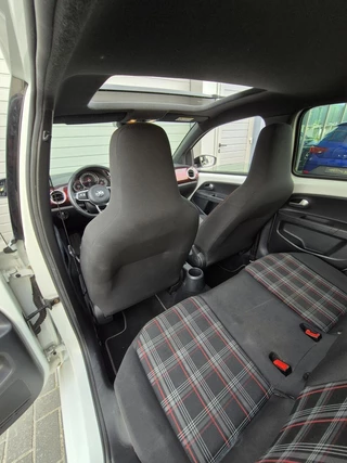 Volkswagen up! Volkswagen Up! 1.0 TSI GTI 116PK/Pano/Cruise/Clima/Sfeer/ - afbeelding nr 29
