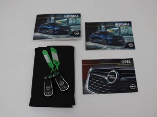 Opel Insignia Opel Insignia 1.5 CDTI Business Elegance |  Stoel & stuurverwarming | Trekhaak | Camera | Matrix LED | Carplay | Keyless | Navigatie - afbeelding nr 23