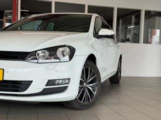 Volkswagen Golf Volkswagen Golf 1.2 TSI Highline Allstar*120PK*Trekhaak*Cruise Control*Stoelverwarming* - afbeelding nr 41