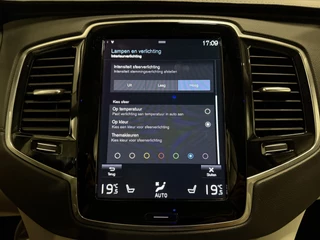 Volvo XC90 Volvo XC90 T8 Recharge AWD Plus Bright LONG RANGE PANO/LUCHTVERING/TREKHAAK/HEAD-UP/VENTILATIE+MEMORY/H&K/PILOT-ASSIST/ACC/20