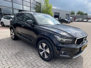Volvo XC40 Volvo XC40 1.5 T5 Recharge 262 pk Momentum Pro Panoramadak Camera Parkeersensoren Navigatie Led Koplampen Plug In Hybride NL Auto 1e Eigenaar Lage Kilometerstand - afbeelding nr 4
