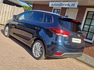 Kia Carens Kia Carens 1.6 GDi ExecutiveL. STUURVERWARMING / APPLE CARPLAY / ANDROID AU - afbeelding nr 10