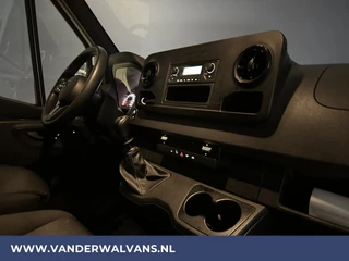 Mercedes-Benz Sprinter Mercedes-Benz Sprinter 315 CDI 150pk L3H2 Euro6 Airco | Camera | Cruiscontrol | Stoelverwarming bluetooth telefoonvoorbereiding, Bijrijdersbank - afbeelding nr 15