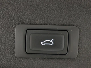 Audi A6 Audi A6 55 TFSIe S Line | 367pk | Trekhaak | Stoel & stuurverwarming | Adaptive cruise | Camera | Matrix LED | Carplay | Sportstoelen | Half leder | Navigatie - afbeelding nr 34