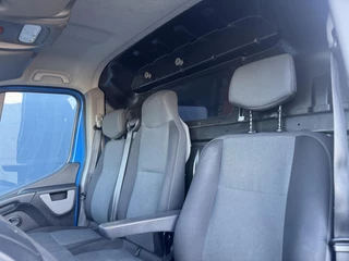 Renault Master Renault Master T35 2.3 dCi L2H3 Energy AIRCO / CRUISE CONTROLE / NAVI / TREKHAAK / 3 ZITS - afbeelding nr 24