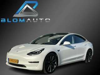 Tesla Model 3 - 322962345-0