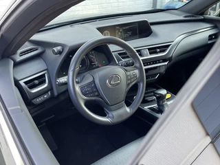 Lexus UX | CarPlay | Camera | ACC | LED | DAB+ | Keyless | 18inch - afbeelding nr 9