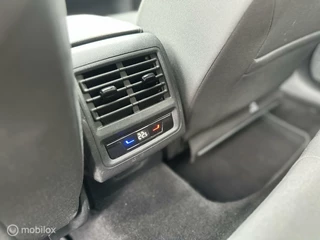 Volkswagen Golf Volkswagen Golf 2.0 TDI DSG Active PANO KEYLESS LED - afbeelding nr 9