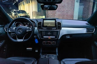 Mercedes-Benz GLE Mercedes GLE-klasse Coupé AMG 63 4MATIC Pano / Camera / Carbon - afbeelding nr 2