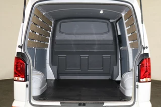 Volkswagen Transporter Volkswagen Transporter 2.0 TDI 150pk Automaat Airco Navigatie Achterklep - afbeelding nr 2