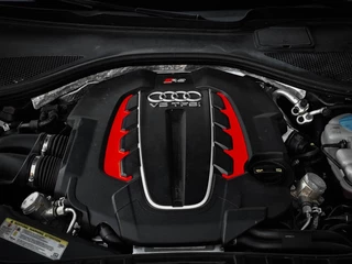 Audi RS6 Audi RS6 Performance Avant 4.0 TFSI | KERAMISCH | PANO | HUD | CARBON INLEG | RS STOELEN | 22