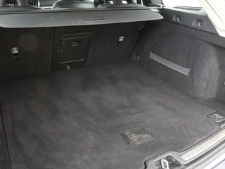 Volvo V60 Volvo V60 2.0 D4 Momentum | 1e eigenaar | Panoramadak |  Leder | Trekhaak | Stoelverwarming | Carplay | Navigatie | Full LED - afbeelding nr 24