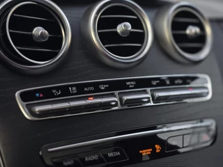 Mercedes-Benz C-Klasse Mercedes C-klasse Estate 300 e AMG & Night Pack| 1e eigenaar - afbeelding nr 30