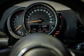 MINI Clubman Mini Clubman 1.5 Cooper Chili Serious Business | Pano | Navi - afbeelding nr 25