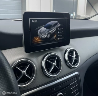 Mercedes-Benz GLA Mercedes-Benz GLA-klasse 200 Urban 156PK/PANO/APPLE - afbeelding nr 35