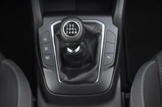 Ford Focus Ford Focus 1.0 EcoBoost Hybrid Trend Edition Business|1e Eigenaar|CAMERA|PDC|CARPLAY|NAVI|CRUISE - afbeelding nr 16