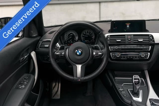 BMW 1 Serie BMW 1-serie M140i xDrive Harman Kardon Dak Leer - afbeelding nr 20