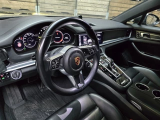 Porsche Panamera Porsche Panamera Sport Turismo 2.9 4 E-Hybrid Pano Sport Chrono 360 softclose Navi Led 21