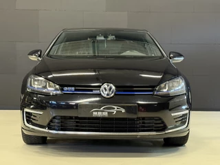 Volkswagen Golf Volkswagen Golf 1.4 TSI GTE | Camera | Park Pilot | Stoelverwarming - afbeelding nr 2