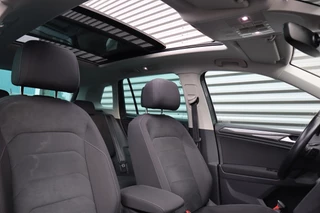 Volkswagen Tiguan Pano / Trekhaak / Massage Stoel / LED / Stoelverwarming / Camera / - afbeelding nr 13