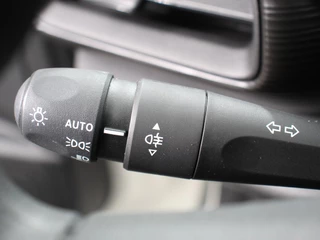 Jeep Avenger Jeep Avenger Longitude 54 kWh Automaat Navigatie Apple Carplay/ Android Auto Parkeersensor achter Cruise Control Stoelverwarming Full LED Virtual Cockpit Climate Control - afbeelding nr 14