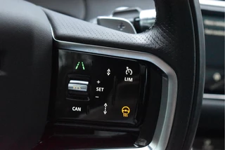 Land Rover Range Rover Evoque Land Rover Range Rover Evoque 1.5 P300e AWD R-Dynamic SE | Pano.dak | 360 gr.camera | Keyless | Elekt.stoelen | Carplay | Full LED | 20