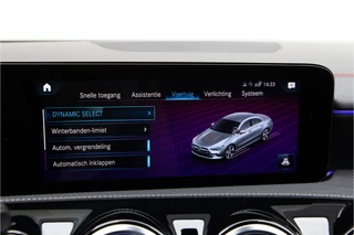 Mercedes-Benz CLA Mercedes-Benz CLA 180 AMG Widescreen, Sfeerverlichting, Camera, 19