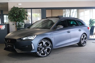 CUPRA Leon Sportstourer 1.4 e-Hybrid VZ 245PK MATT Pano Volleder Cam SuperSportStuur ACC