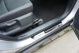 Toyota Yaris Cross Toyota Yaris Cross 1.5 Hybrid 115 Business Plus |Navi|Carplay|PDC V+A|Dodehoek|Camera|Stoel en stuurverwarming| - afbeelding nr 12