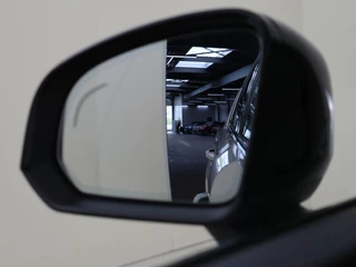 Volvo XC40 Volvo XC40 B4 Plus Dark | Trekhaak | Dodehoekdetectie | Achteruitrijcamera - afbeelding nr 30
