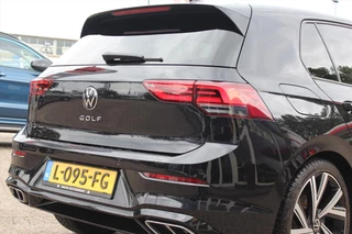 Volkswagen Golf Volkswagen Golf 1.5 eTSI 150pk 7-DSG R-Line Business - afbeelding nr 29