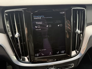 Volvo V60 Volvo V60 T6 340PK Recharge R-Design| Panodak| Adap.Cruise| 360Camera| Tre - afbeelding nr 46