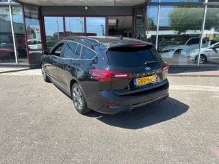 Ford Focus Ford Focus 1.0 EBH ST LINE - afbeelding nr 2