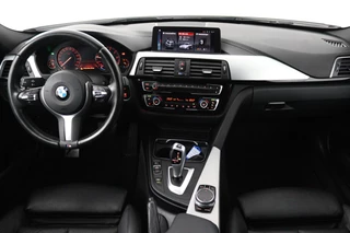 BMW 3 Serie BMW 3-serie Touring 318i M Sport Edition (STOELVERWARMING, NAVIGATIE, PARKEERSENSOREN, AUTOMAAT, CRUISE CONTROL, NL-AUTO) - afbeelding nr 3