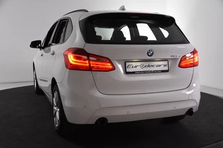 BMW 2 Serie BMW 2 Serie Active Tourer 220i Centennial Executive XDrive *Navigatie*4x4* - afbeelding nr 12
