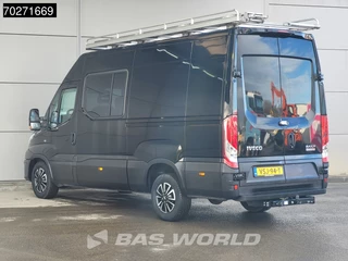 Iveco Daily Iveco Daily 35S18 3.0L Automaat L2H2 Dubbel Cabine Navi Camera Trekhaak Imperiaal Doka Mixto 9m3 Airco Dubbel cabine Trekhaak Cruise control - afbeelding nr 2