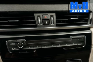 BMW X1 BMW X1 sDrive20i VDL Nedcar Edition|LEDER|H/K AUDIO|CAMERA|NAP - afbeelding nr 10