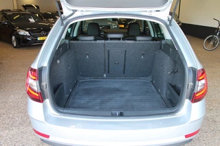 Škoda Octavia Škoda Octavia 1.6 TDI GReenTech AMB BNS **NL-Auto** 128153 KM Stoelverwarming - afbeelding nr 18