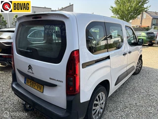 Citroën Berlingo Citroen Berlingo 1.2 PureTech 110 pk Live navigatie camera PDC carplay DAB trekhaak climate control - afbeelding nr 3