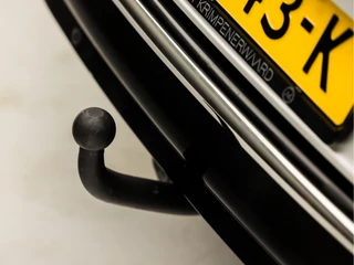 Renault Clio (NAVIGATIE, TREKHAAK, PARKEERSENSOREN, SPORTSTOELEN, GETINT GLAS, LM VELGEN, BASS REFLEX, CRUISE, NIEUWE APK, NIEUWSTAAT) - afbeelding nr 30