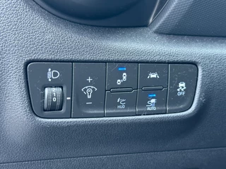 Hyundai Kona Hyundai Kona EV Fashion 64 kWh Camera HEAD-UP FASE 3 1 EIGENAAR - afbeelding nr 10