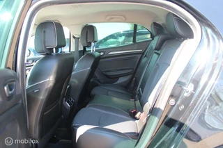 Renault Mégane Renault Megane 1.2 TCe Bose 132PK Massage/Winterpakket/Camera - afbeelding nr 14