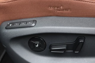 Škoda Kodiaq Pano/Leder/Matrix LED/DCC/360Camera/Head-up/Keyless/19