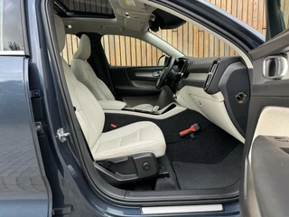 Volvo XC40 Volvo XC40 1.5 T5 Twin Engine Inscription Panoramadak | Trekhaak elektrisch uitklapbaar | Leren bekleding | Stoelverwarming | Achteruitrijcamera | LED verlichting | Parkeersensoren voor en achter - afbeelding nr 31